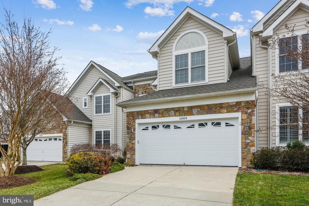 25624 Creek Run Terrace, Chantilly, VA 20152 - photo 1