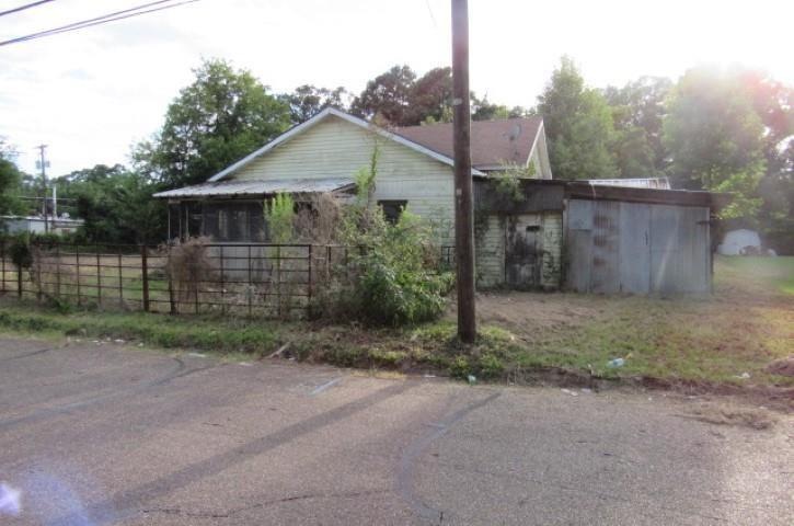 1720 Allen Ln, Texarkana, TX 75501 - photo 1