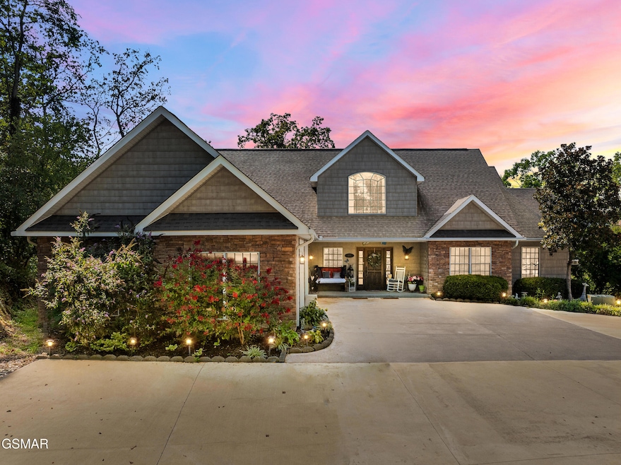 1279 Clabo Ln, Sevierville, TN 37876 - photo 1