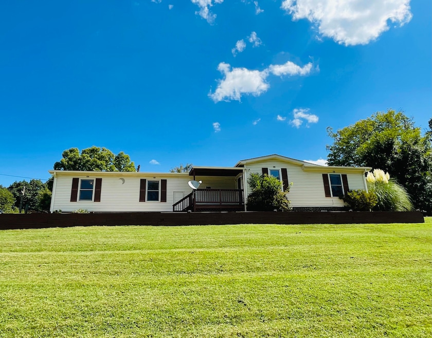 1035 Oyler Rd, Hardy, VA 24101 - photo 1