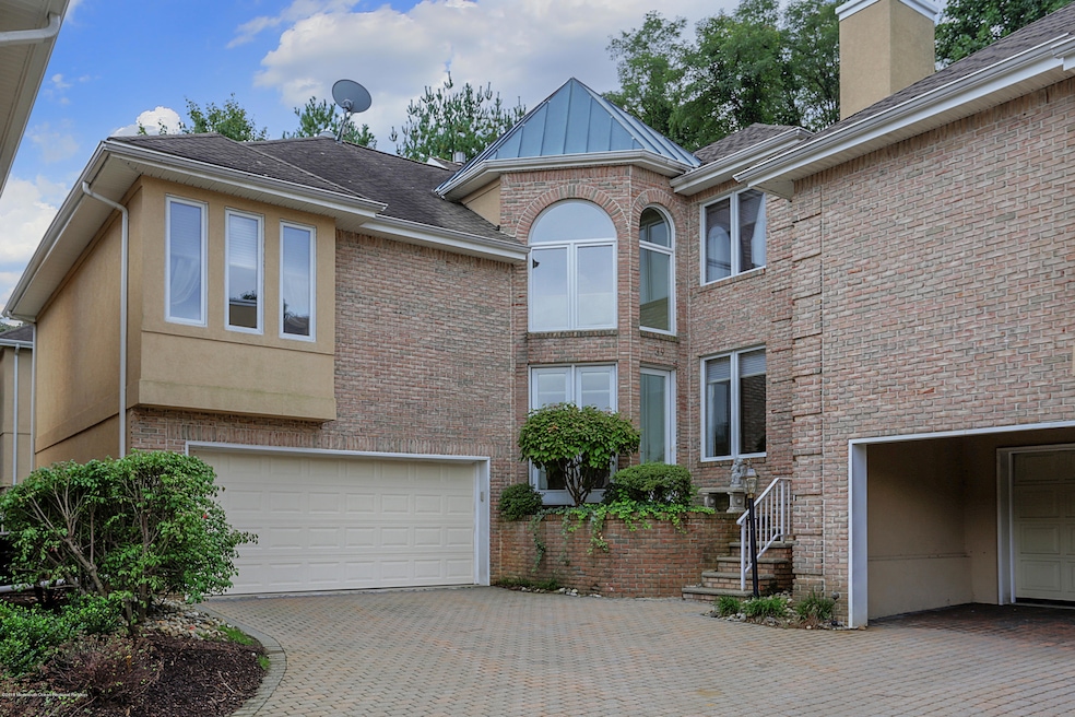 39 Boca Del Mar Ct, Holmdel, NJ 07733 - photo 1