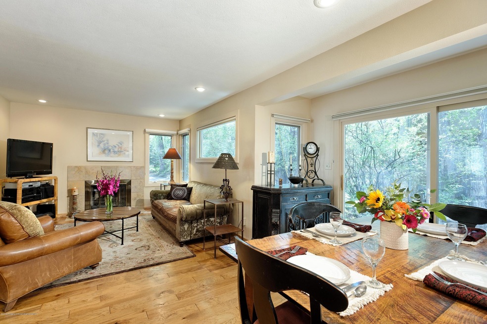 Dining/Living Room