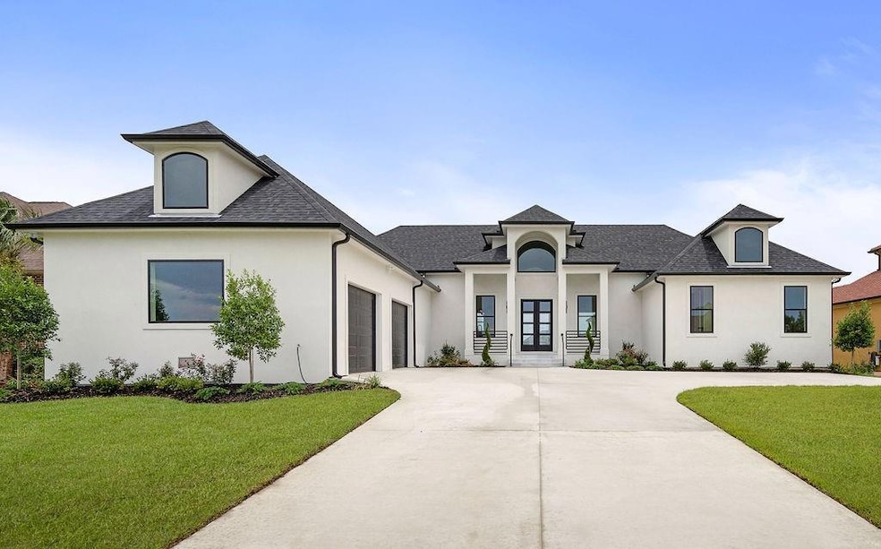 For Sale $1,300,000 • Co-Listing Agent