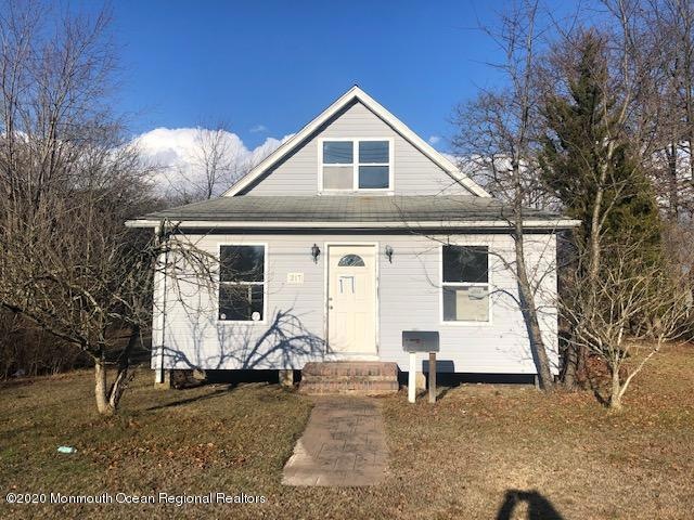 217 Magnolia Ave, Toms River, NJ 08757 - photo 1