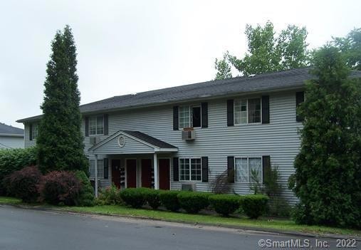 227 Waterville St unit 4, Waterbury, CT 06710 - photo 1