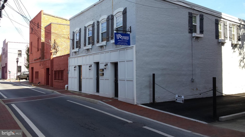 1 N Indian Aly unit 4, Winchester, VA 22601 - photo 1