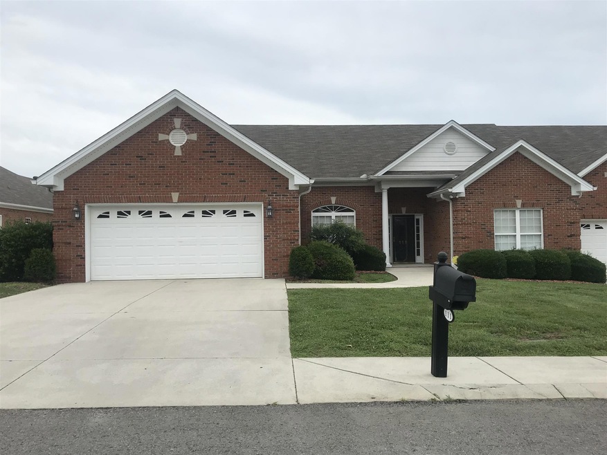 111 Magnolia Glen Cir, Manchester, TN 37355 - photo 1