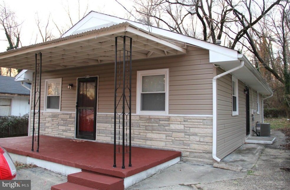 811 Balboa Ave, Capitol Heights, MD 20743 - photo 1