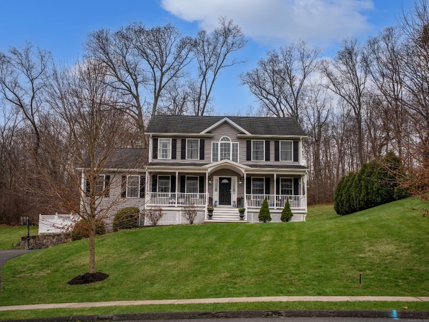 37 Loop Rd, Watertown, CT 06795 - photo 1