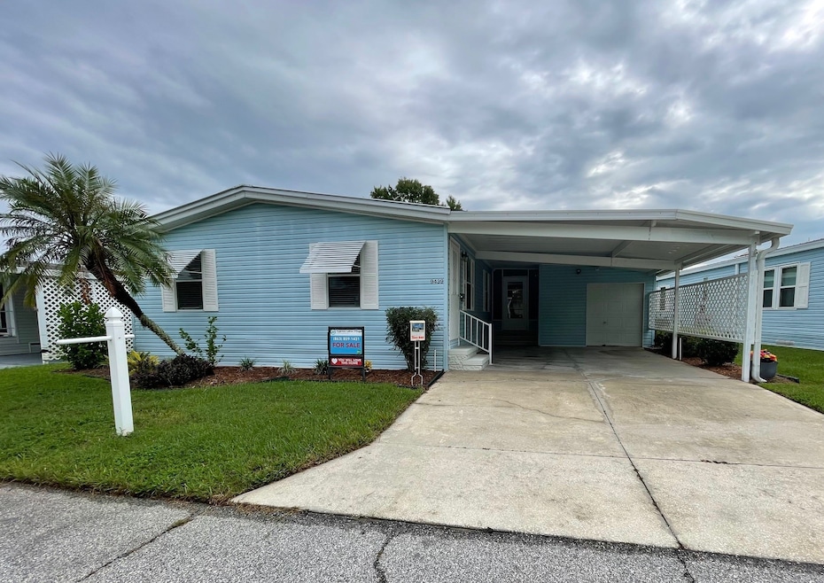 9439 Big Apple Ln unit 702, Lakeland, FL 33810 - photo 1