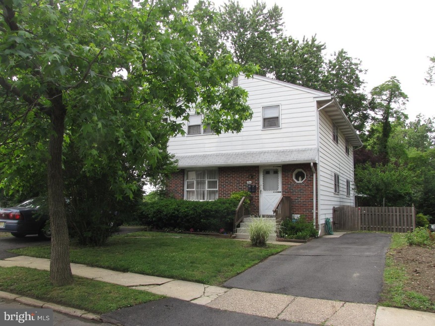 1 E Lakeview Ave, Oaklyn, NJ 08107 - photo 1