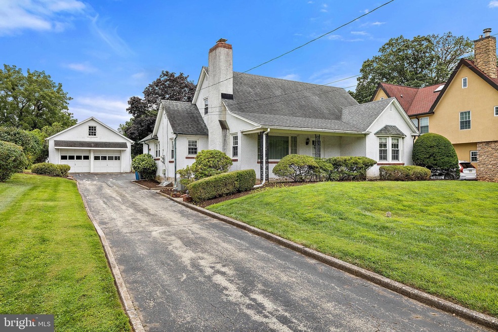 412 Old Lancaster Rd, Berwyn, PA 19312 - photo 1