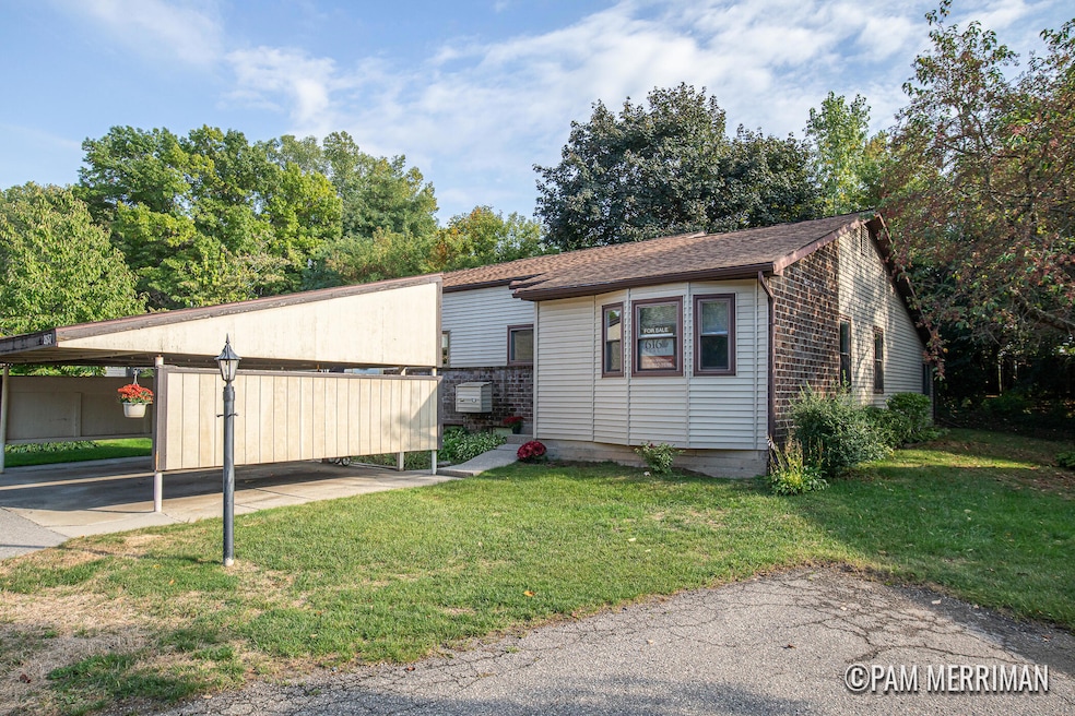 Pending $225,000 • Co-Listing Agent