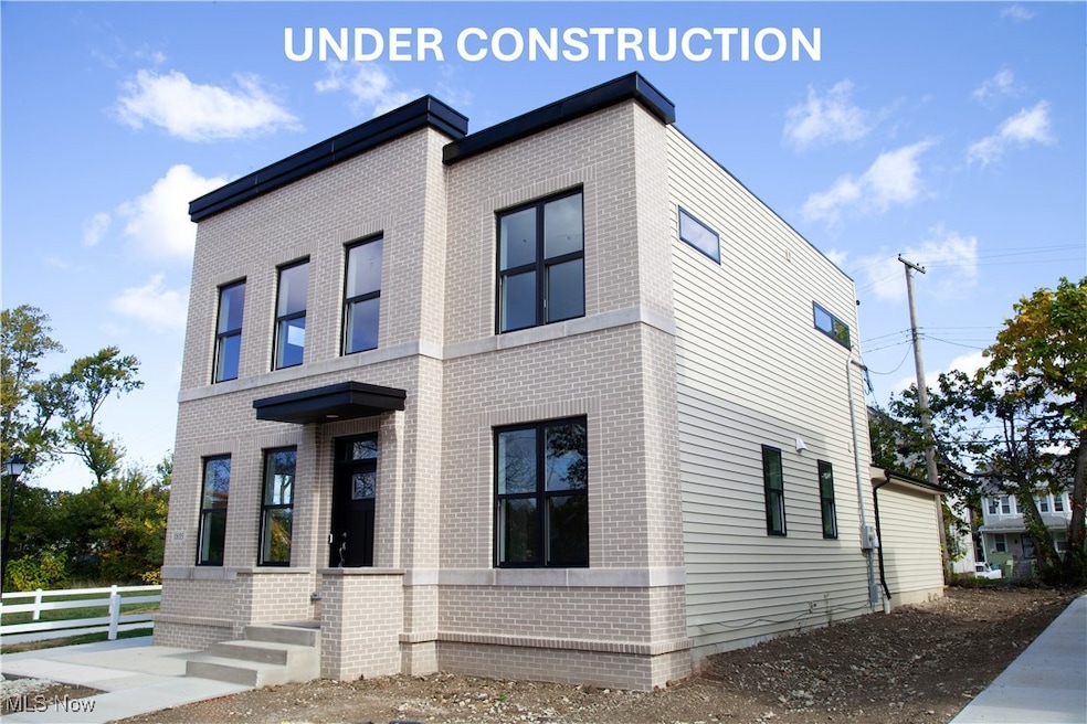 Under Contract $399,900