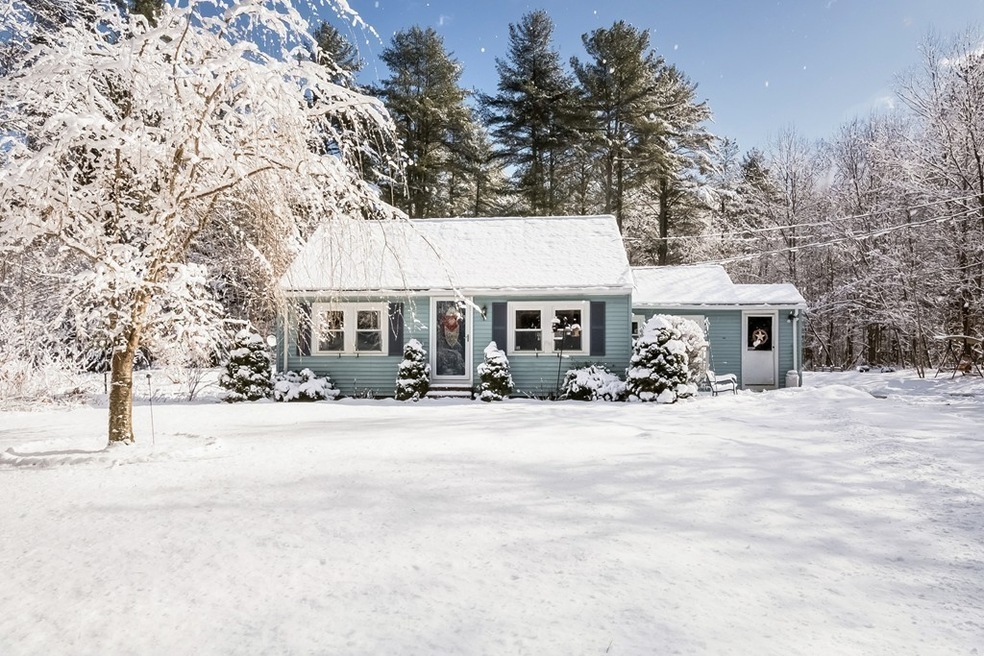 17 Evergreen Rd, Hubbardston, MA 01452 - photo 1