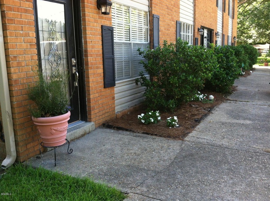 100 Park Row Ave unit B, Long Beach, MS 39560 - photo 1