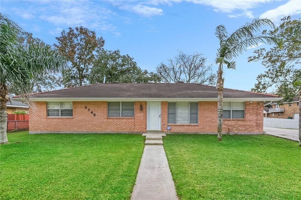 2745 Dolores Dr, Marrero, LA 70072 - photo 1