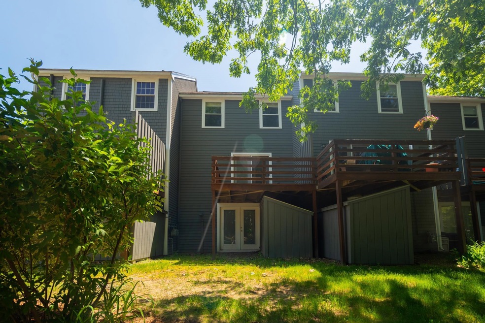 11 Boulder Way, Merrimack, NH 03054 - photo 1