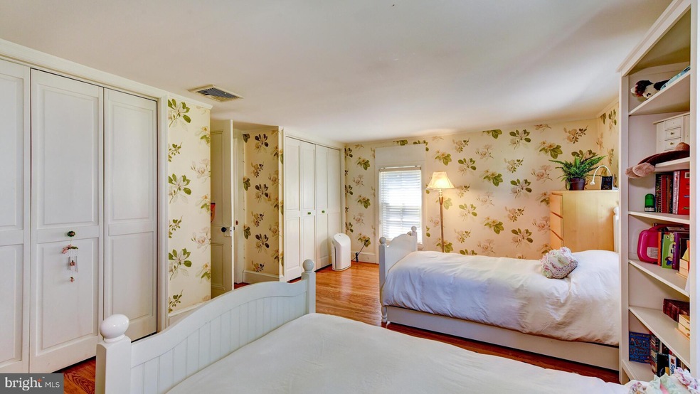 12 Chestnut St, Princeton, NJ 08542 - photo 1