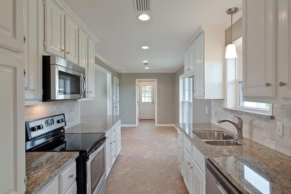 5703 Rancho Dr, Needville, TX 77461 - photo 1