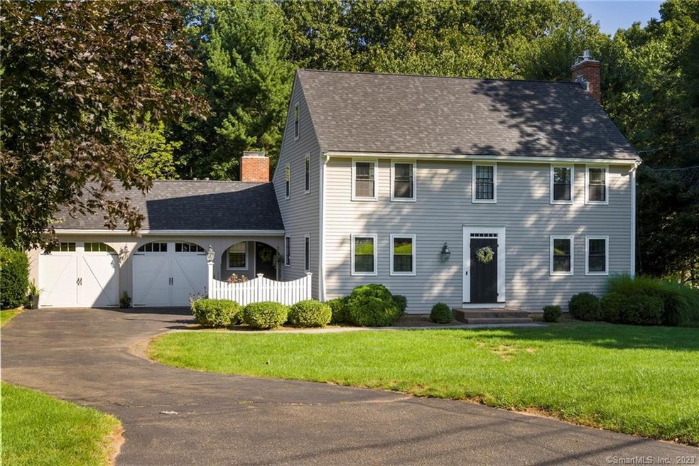 154 FarMcLiff Dr, Glastonbury, CT 06033 - photo 1