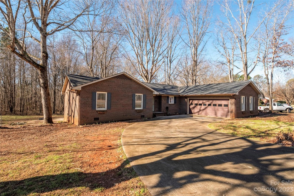 1560 Riverview Rd, Lincolnton, NC 28092 - photo 1