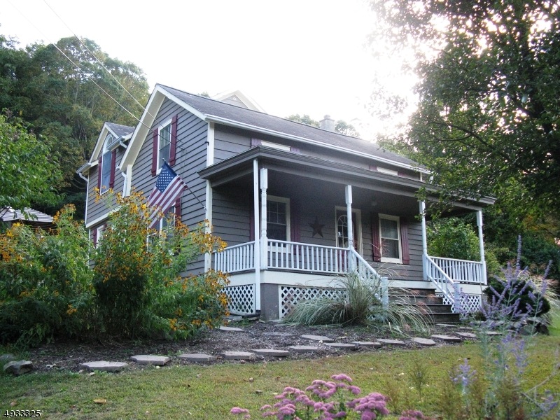 27 Russling Rd, Hackettstown, NJ 07840 - photo 1