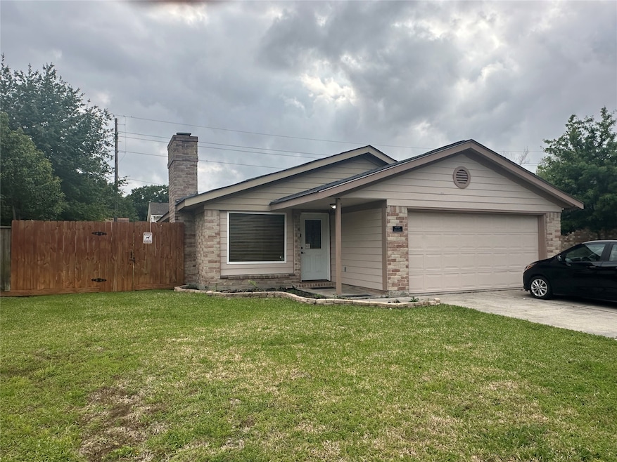 6707 Desert Rose Ln, Houston, TX 77086 - photo 1