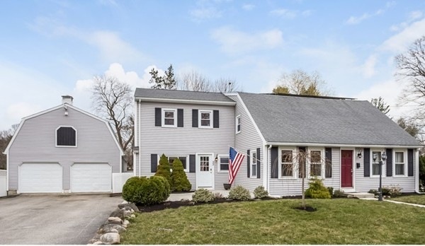 33 Pleasant St, Hanover, MA 02339 - photo 1