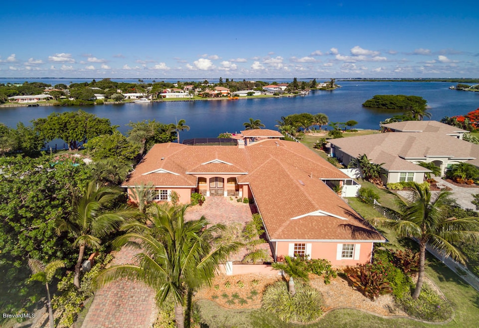 1432 Bay Shore Dr.