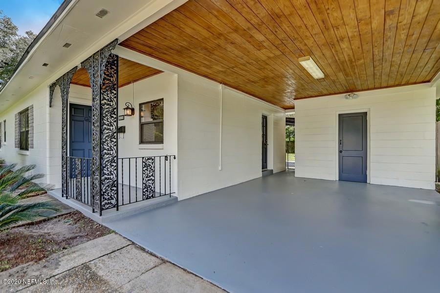 5820 Cedar Oaks Dr, Jacksonville, FL 32210 - photo 1