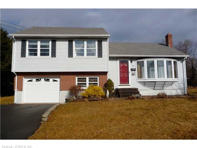 45 Tracy Dr, Manchester, CT 06042 - photo 1