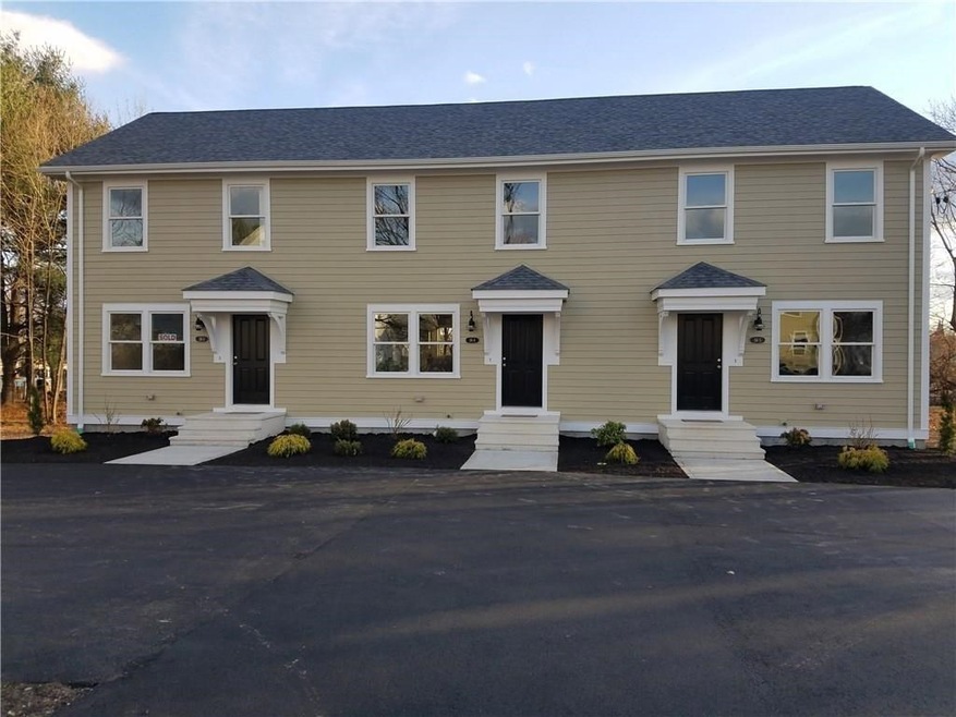 36 King St unit 2, Warwick, RI 02886 - photo 1