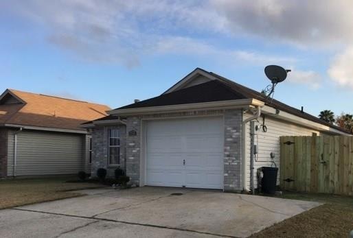 2737 Bayou Bleu Dr, Marrero, LA 70072 - photo 1