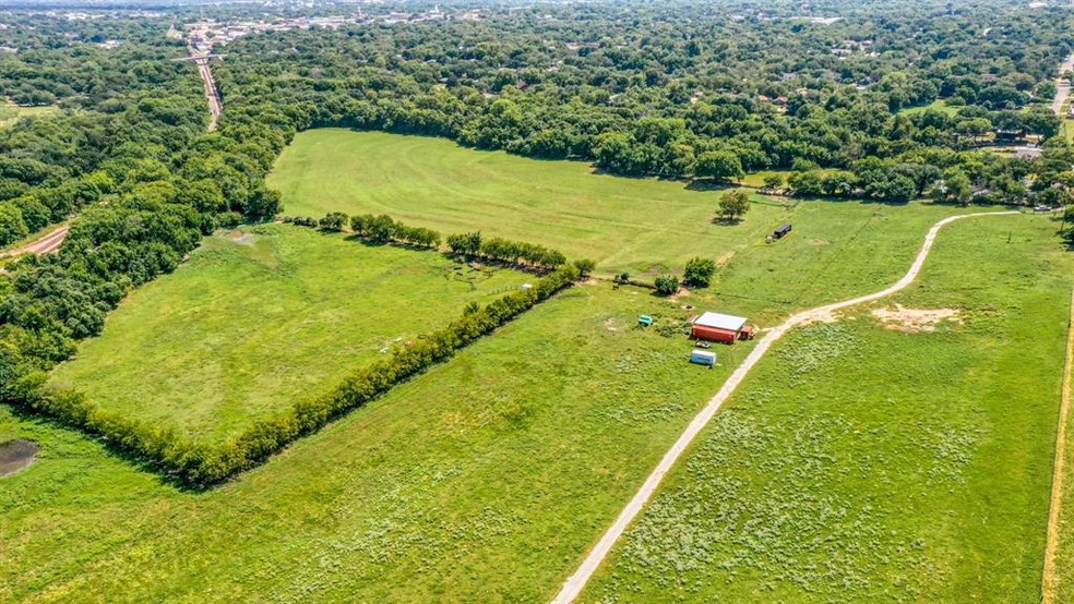 804 N Boundary St, Weatherford, TX 76086 - photo 1