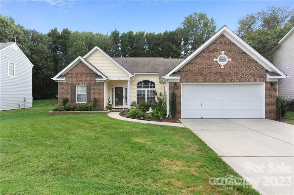 9036 Torrence Crossing Dr, Huntersville, NC 28078 - photo 1