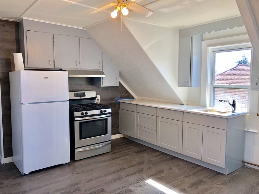 9 Laurel St unit 3, Lynn, MA 01905 - photo 1