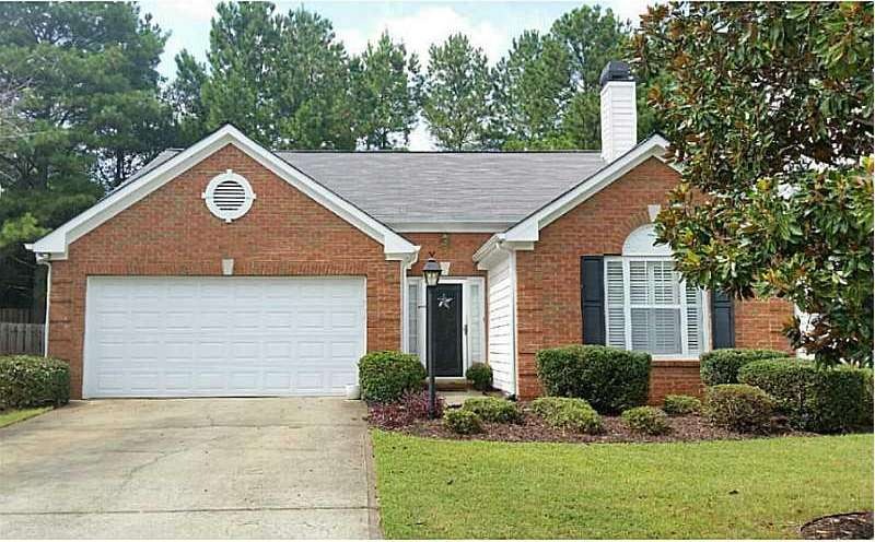Exterior Front. Well maintained ranch with new roo