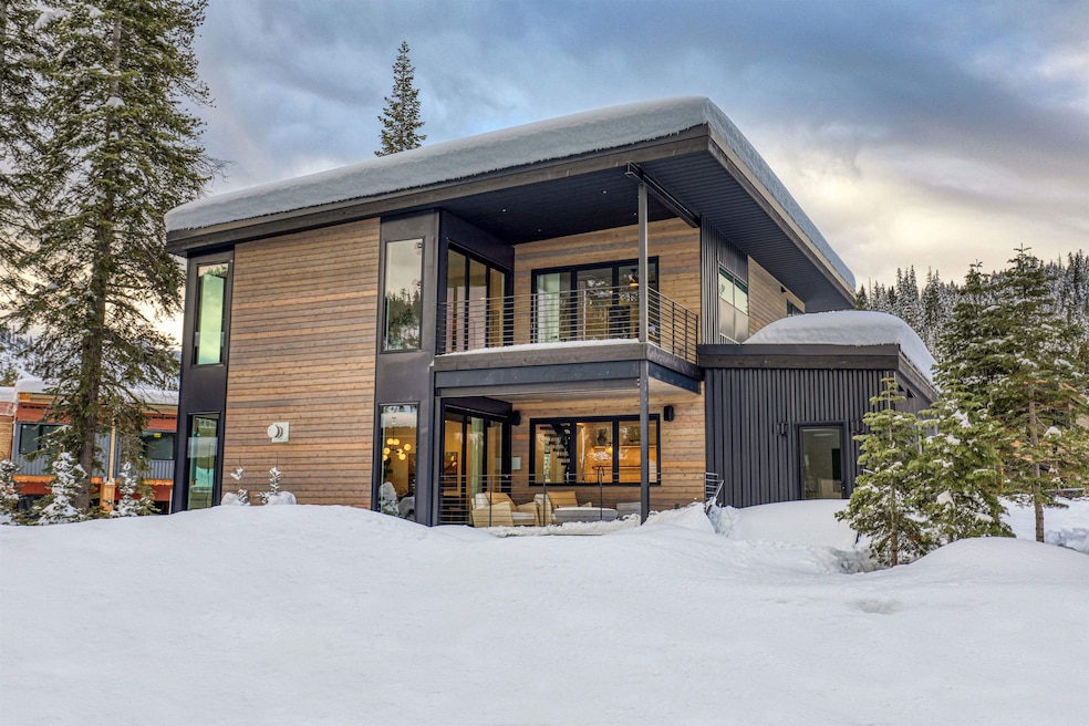 211 Palisades Cir, Olympic Valley, OH 96146 - photo 1