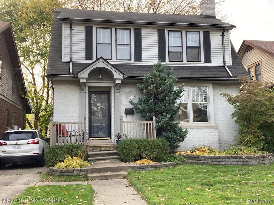 Classic Dutch Colonial