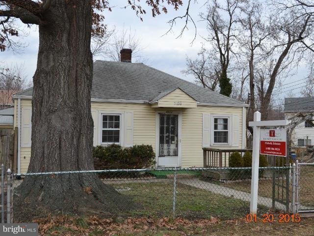 4922 Monroe St, Bladensburg, MD 20710 - photo 1