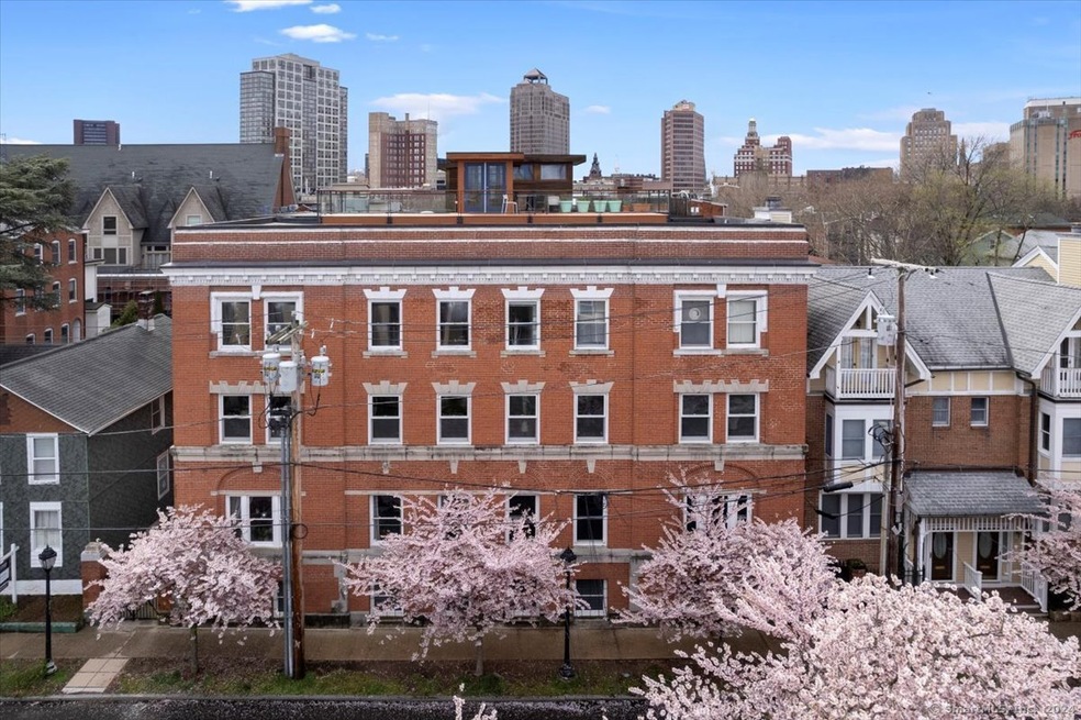 8 Hughes Place unit 2E, New Haven, CT 06511 - photo 1