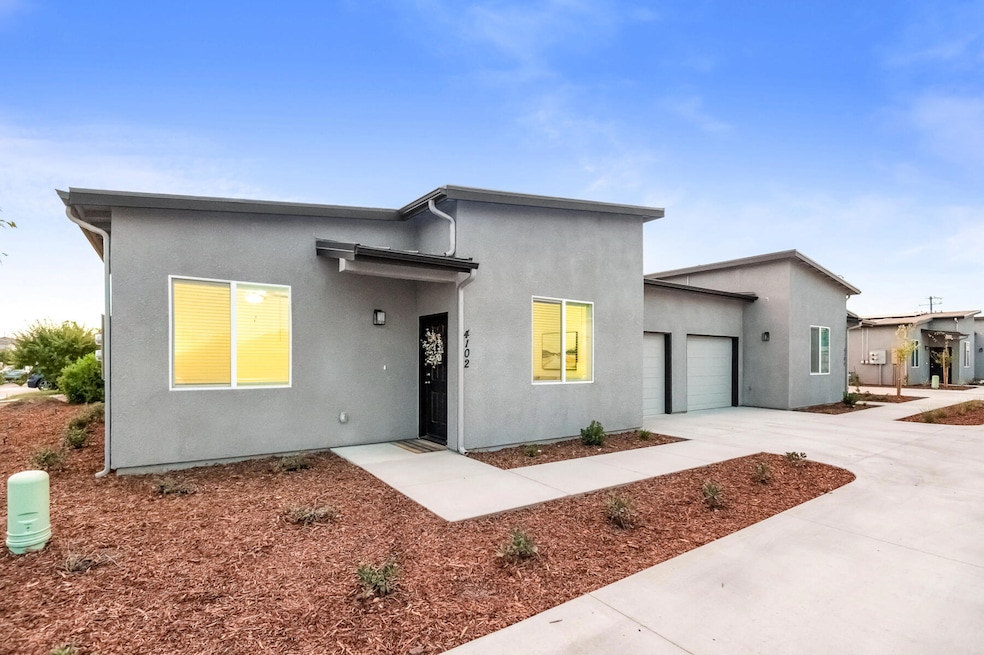 4132 E Kaweah Ave, Visalia, CA 93292 - photo 1