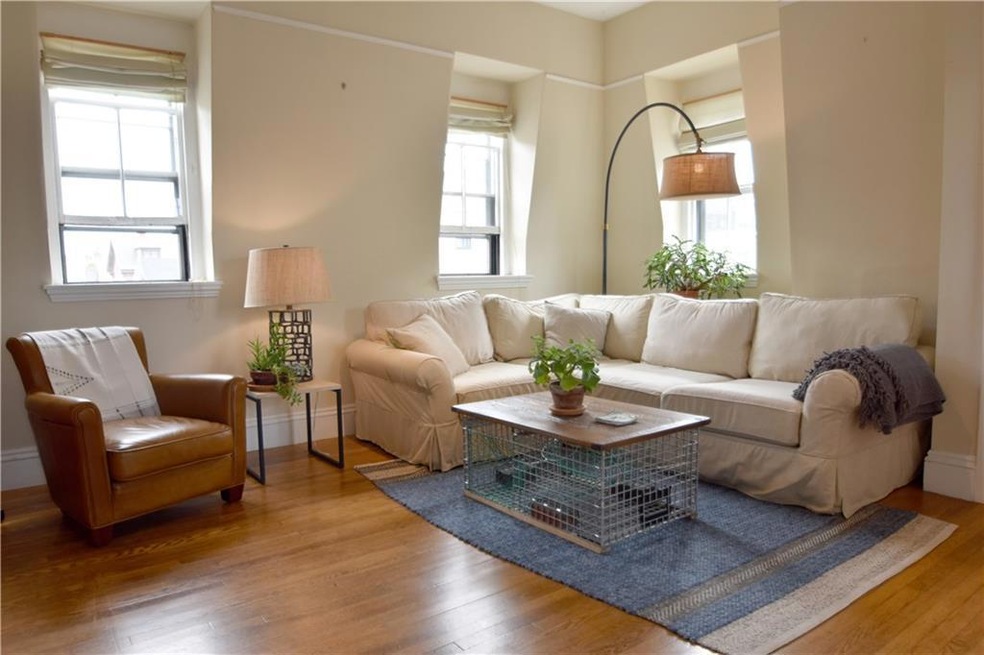 23 Pine St unit 3, Portland, ME 04102 - photo 1