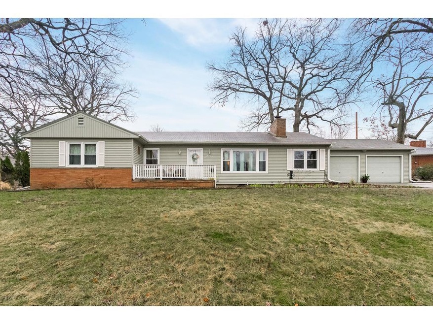 3201 36th St, Des Moines, IA 50310 - photo 1