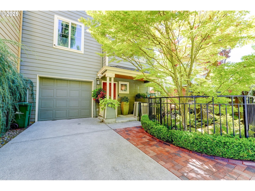 502 NE Knott St, Portland, OR 97212 - photo 1