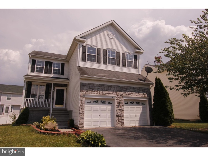 4 Hemingway Ln, Columbus, NJ 08022 - photo 1