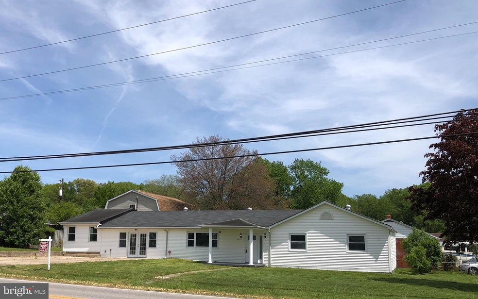 4 Cowl Ct, Middle River, MD 21220 - photo 1