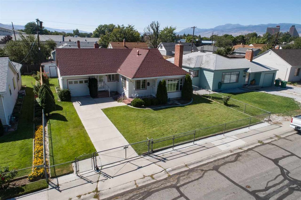 247 G St, Sparks, NV 89431 - photo 1