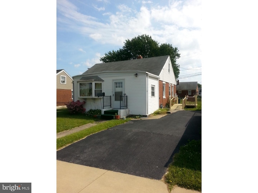 146 Cherry Ln, New Castle, DE 19720 - photo 1